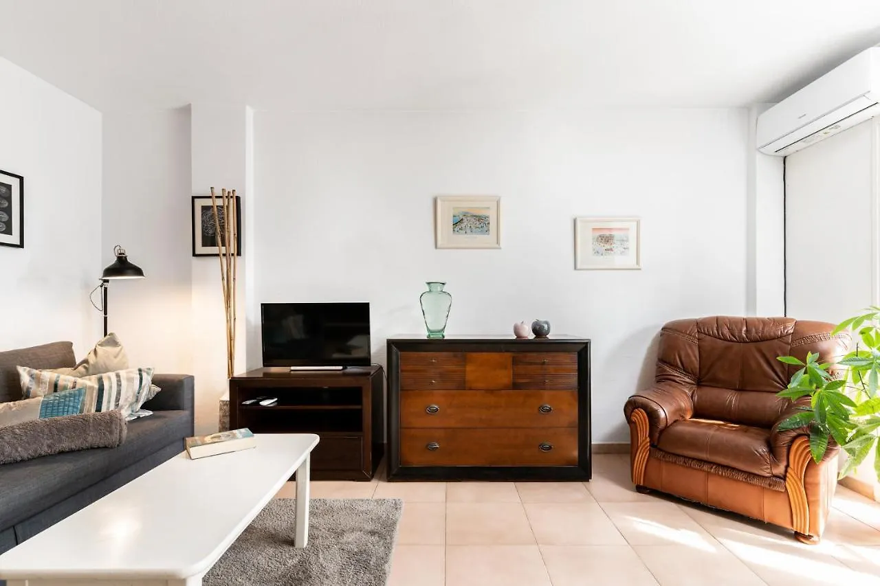 Lovely Apartment Next To The Beach Torremolinos Spagna