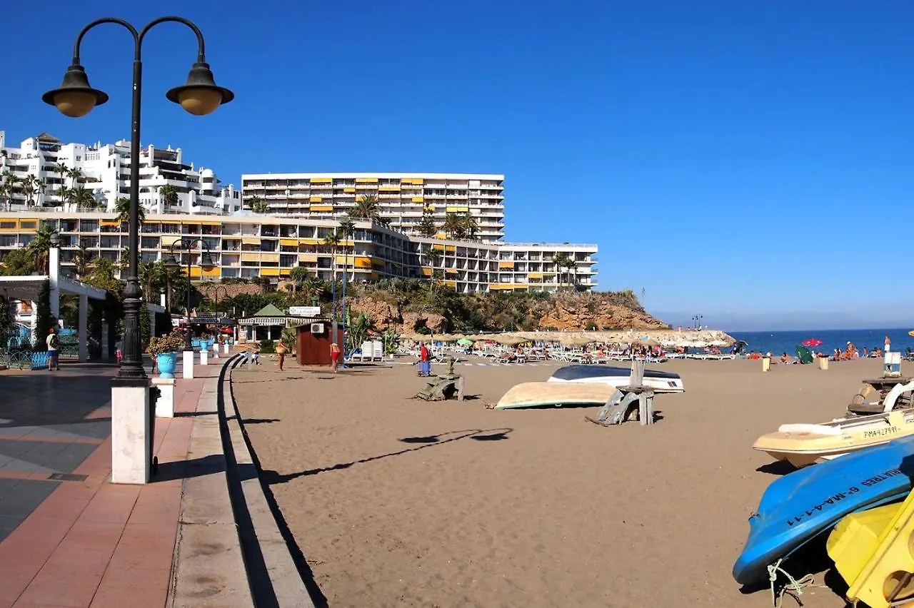Lovely Apartment Next To The Beach Torremolinos Spagna